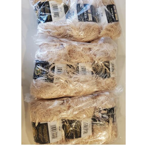 Lion Brand FUN FUR Yarn 9 Skeins. Color #124 Champagne Lot #2745 - Picture 2 of 4